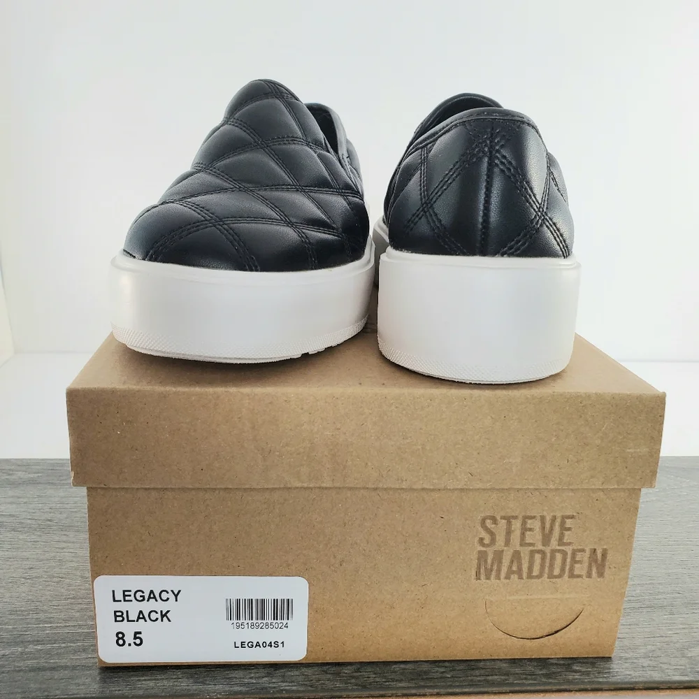 Steve Madden legacy, quilted black 8.5 shoes - Picture 7 of 7